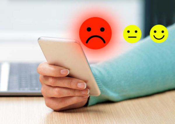 Como puedo actualizar los emojis de telefono para iphone android facil